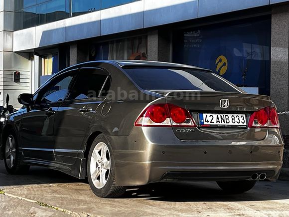 Sahibinden Honda Civic 1.6i VTEC Elegance 2009 Model 
