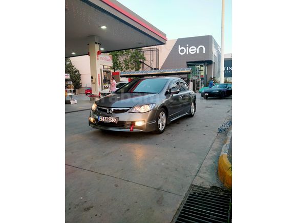 Sahibinden Honda Civic 1.6i VTEC Elegance 2009 Model 