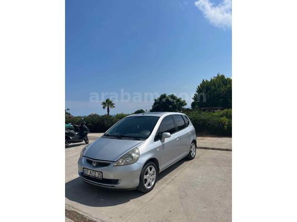 Galeriden Honda Jazz 1.4 ES 2005 Model Antalya