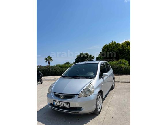 Galeriden Honda Jazz 1.4 ES 2005 Model Antalya