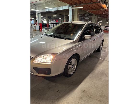 Sahibinden Ford Focus 1.6 Ghia 2005 Model 