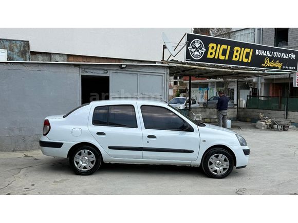 Sahibinden Renault Clio 1.4 Authentique 2005 Model