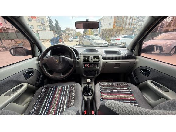 Sahibinden Renault Clio 1.4 Authentique 2005 Model