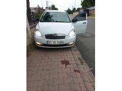 Sahibinden Hyundai Accent Era 1.6 Team 2010 Model  177.000 km Beyaz