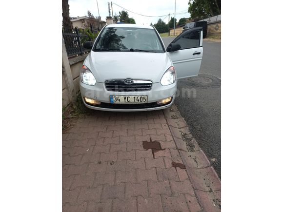 SON FİYAT  Sahibinden Hyundai Accent Era 1.6 Team 2010 Model  177.000 km Beyaz