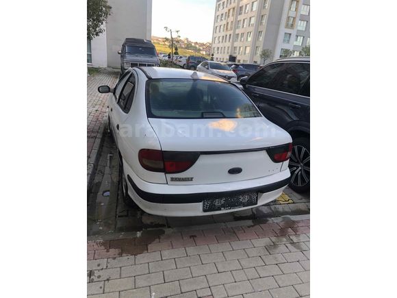 Sahibinden Renault Megane 2.0 RXT 1999 Model İstanbul