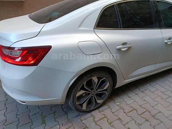 Sahibinden Renault Megane 1.5 Blue DCI Icon 2019 Model