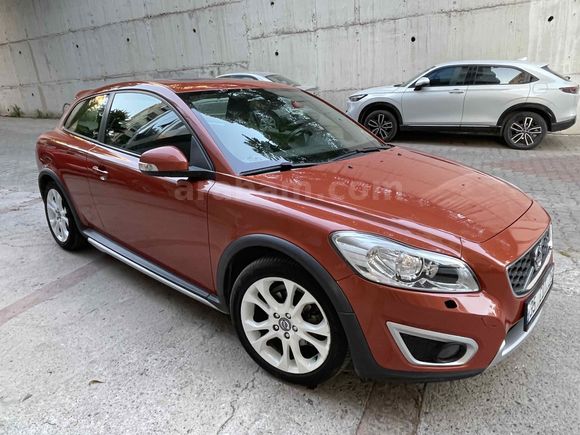 Sahibinden Volvo C30 1.6 D R-Design 2010 Model 