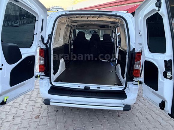 Sahibinden Opel Combo 1.5 CDTI Ultimate XL 2024 Model 