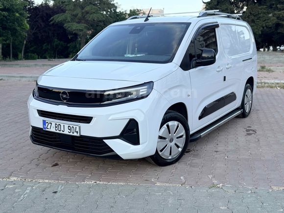 Sahibinden Opel Combo 1.5 CDTI Ultimate XL 2024 Model 