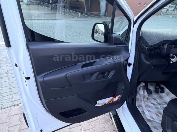 Sahibinden Opel Combo 1.5 CDTI Ultimate XL 2024 Model 