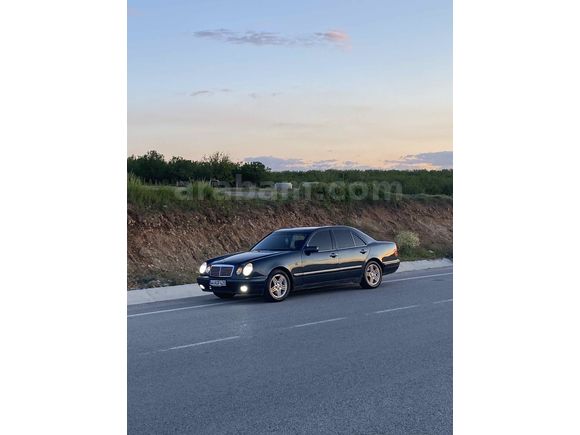 Sahibinden Mercedes - Benz E 200 Elegance 1997 Model 