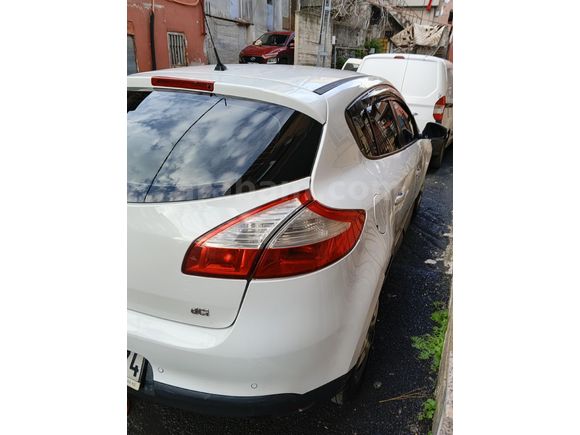 Sahibinden Renault Megane 1.5 dCi Touch 2013 Model  313.000 km Beyaz