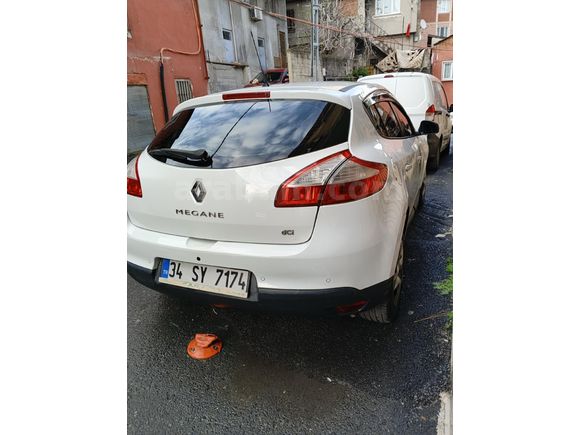 Sahibinden Renault Megane 1.5 dCi Touch 2013 Model  313.000 km Beyaz