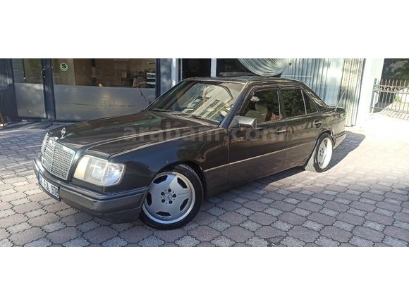 Sahibinden Mercedes - Benz E 200 1995 Model