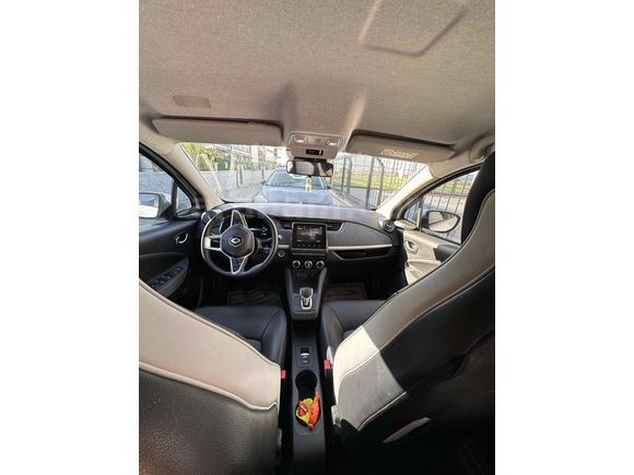 BAYAN ÖĞRETMENDEN DEĞİŞENSİZ DÜŞÜK KM ZOE 
