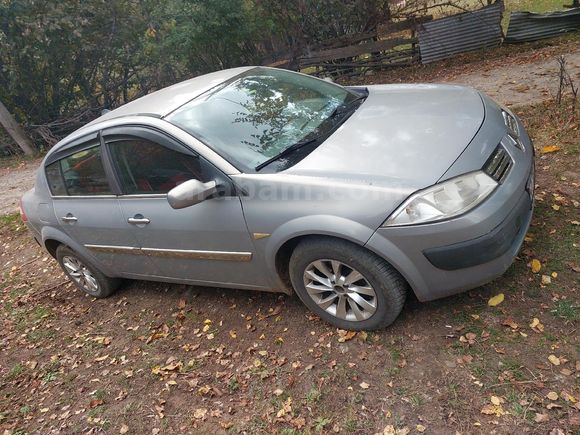 Sahibinden Renault Megane 1.6 Authentique 2004 Model