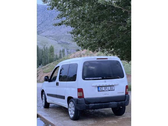 peugeot partner  1.9  dizel 