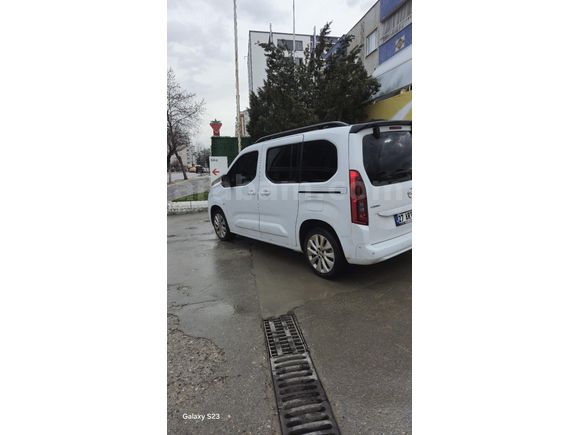 Sahibinden Opel Combo 1.5 CDTI Ultimate 2023 Model