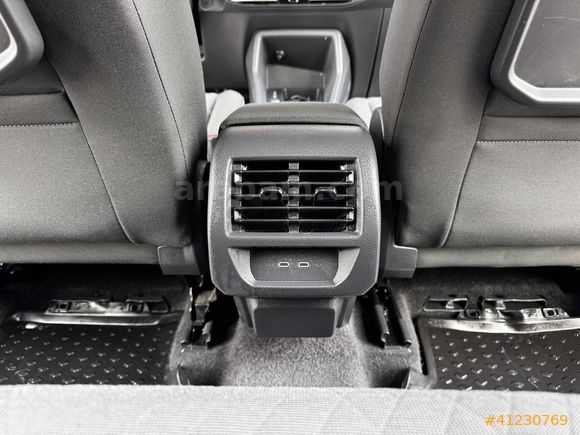 DİCLE'den 2025 CADDY DSG GENİŞ EKRAN GERİ GÖRÜŞ KREDİ+TAKAS İLE