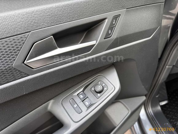 DİCLE'den 2025 CADDY DSG GENİŞ EKRAN GERİ GÖRÜŞ KREDİ+TAKAS İLE