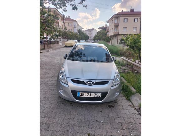 Sahibinden Hyundai i20 Troy 1.2 DOHC Mode 2011 Model