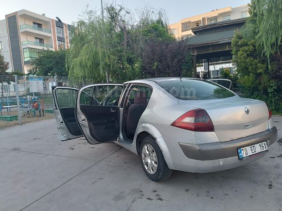Sahibinden Renault Megane 1.5 dCi Authentique 2005 Model