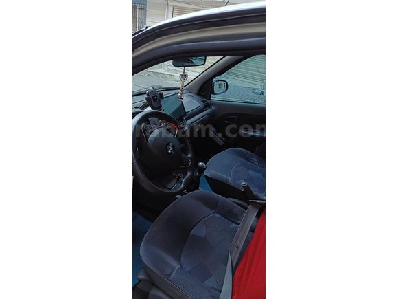 Sahibinden Renault Clio 1.4 RTA 2000 Model