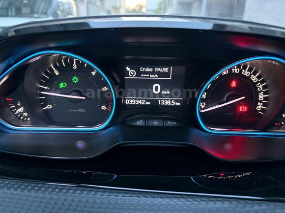 İlk Günkü Gibi: Servis Bakımlı, 39.350 KM'de Full Orijinal 2008 Allure E-HDI