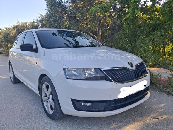 Sahibinden Skoda Rapid 1.6 CR TDI Spaceback Elegance 2015 Model