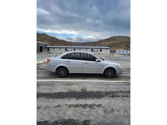 CHEVROLET LACETTİ 1.6 SX SEDAN  BAKIMLI