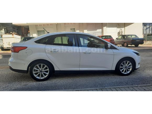 Sahibinden Ford Focus 1.5 TDCi Titanium 2017 Model Antalya
