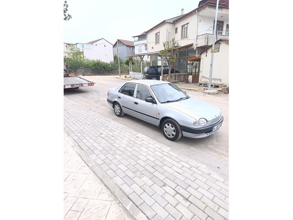 Sahibinden Toyota Corolla 1.3 Terra 1999 Model  240.000 km Gri (Gümüş)