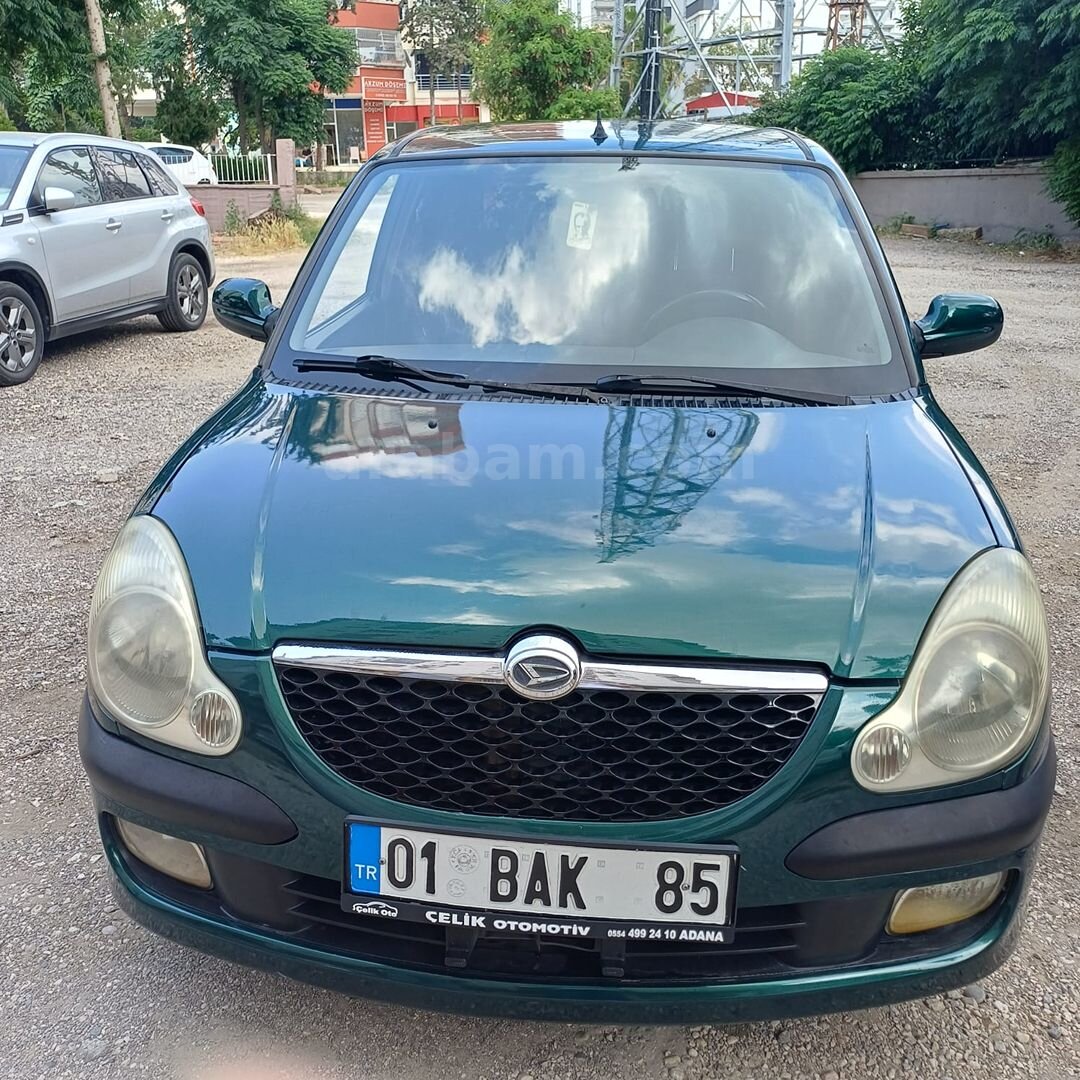 Sahibinden Daihatsu Sirion 1.3 Touring 2003 Model Adana 385.000 km Yeşil (metalik) 4