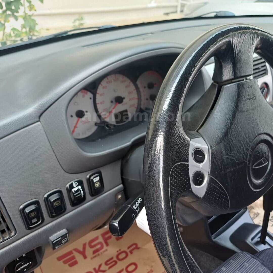 Sahibinden Daihatsu Sirion 1.3 Touring 2003 Model Adana 385.000 km Yeşil (metalik) 6