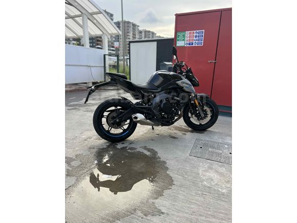 Sahibinden CFmoto 650NK 2024 model 25 çıkışlı