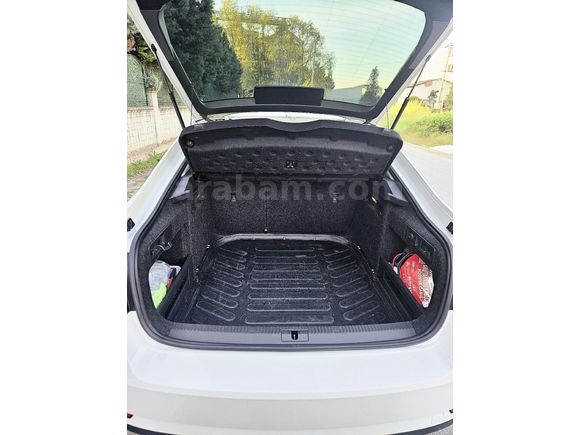 Sahibinden Skoda SuperB 1.4 TSI Active 2018 Model  128.000 km Beyaz