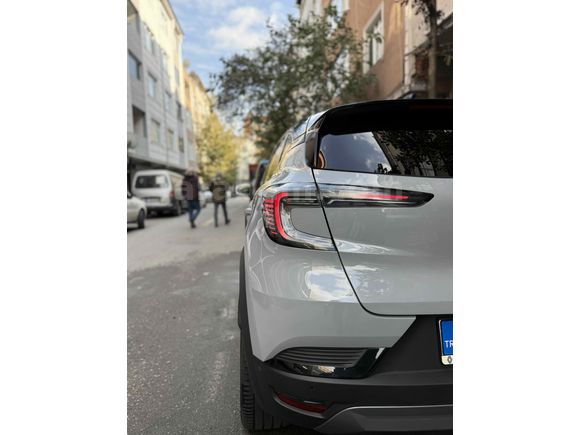 Sahibinden Renault Captur 1.3 TCe Esprit Alpine 2024 Model 