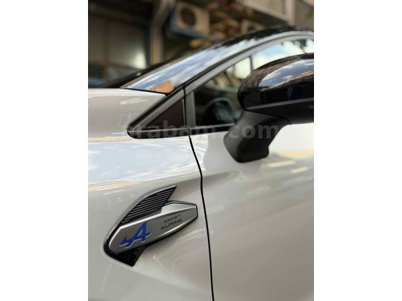 Sahibinden Renault Captur 1.3 TCe Esprit Alpine 2024 Model 