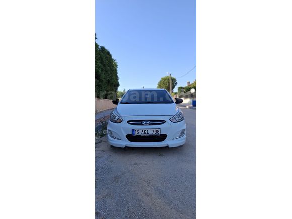 Sahibinden Hyundai Accent Blue 1.6 CRDI Mode Plus 2016 Model 