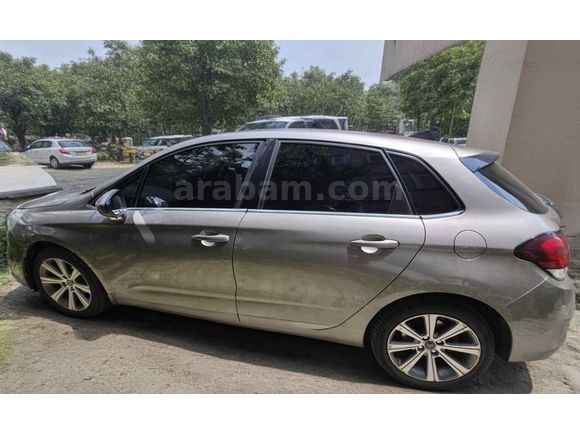 Sahibinden Citroen C4 1.6 e-HDi Exclusive 2015 Model 