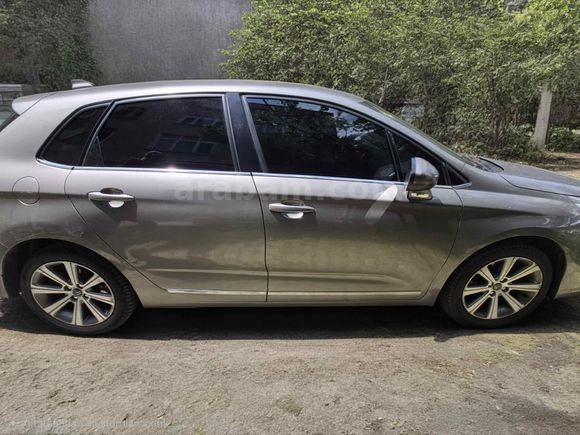 Sahibinden Citroen C4 1.6 e-HDi Exclusive 2015 Model 