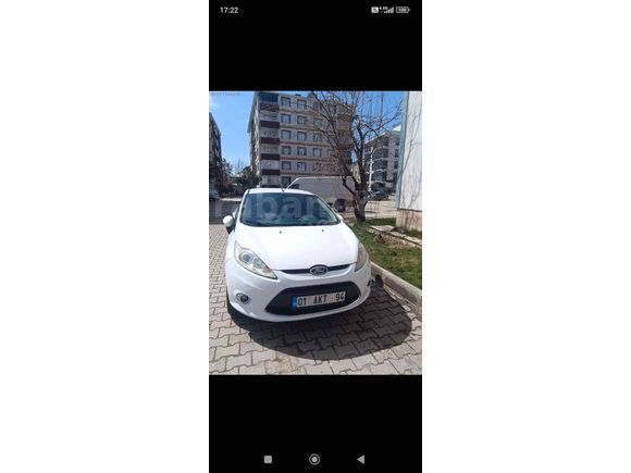 Temiz otomatik fiesta