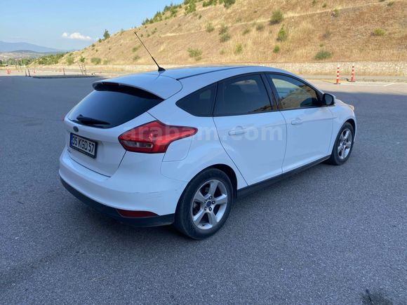 Sahibinden Ford Focus 1.6 Ti-VCT Trend X 2014 Model 