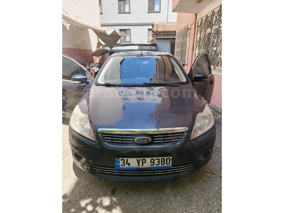 Sahibinden Ford Focus 1.6 Comfort 2010 Model  166.000 km Füme