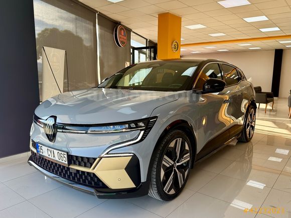 Premium Auto 35 - Hatasız-Boyasız Megane E-Tech Iconic