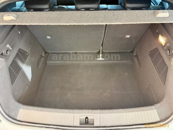 Premium Auto 35 - Hatasız-Boyasız Megane E-Tech Iconic