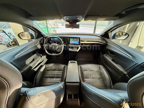Premium Auto 35 - Hatasız-Boyasız Megane E-Tech Iconic