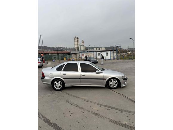Sahibinden Opel Vectra 2.0 CD 1998 Model 