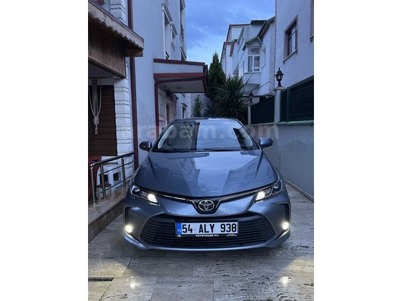 Sahibinden Toyota Corolla 1.5 Dream 2022 Model 